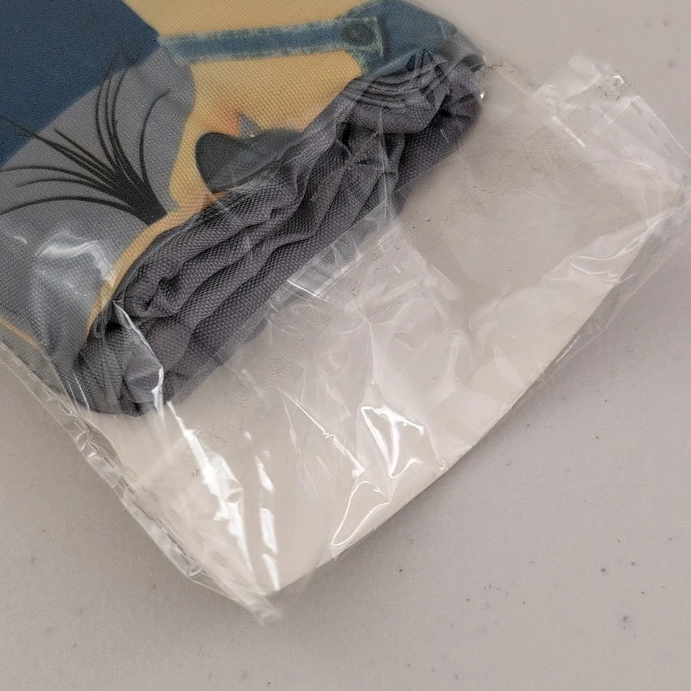 NIB - Minions Drawstring Backpack - Picture 3 of 4